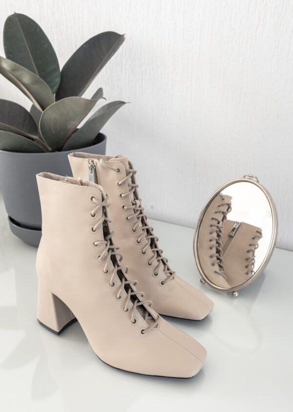 KONKO SHOE