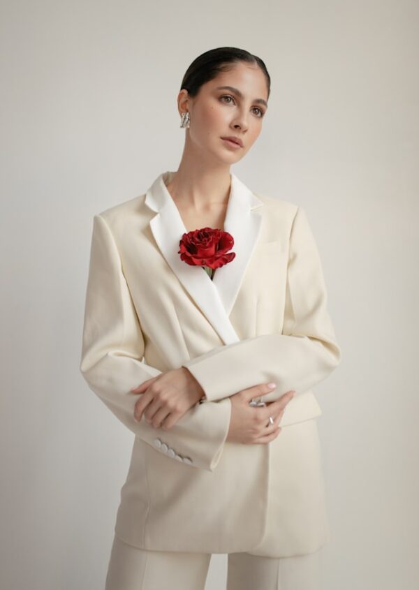 WHITE SUIT FOR WOMEN